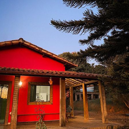 Villa Sitio Da Tia Lucia Perto Da Montanha Brumadinho Esterno foto