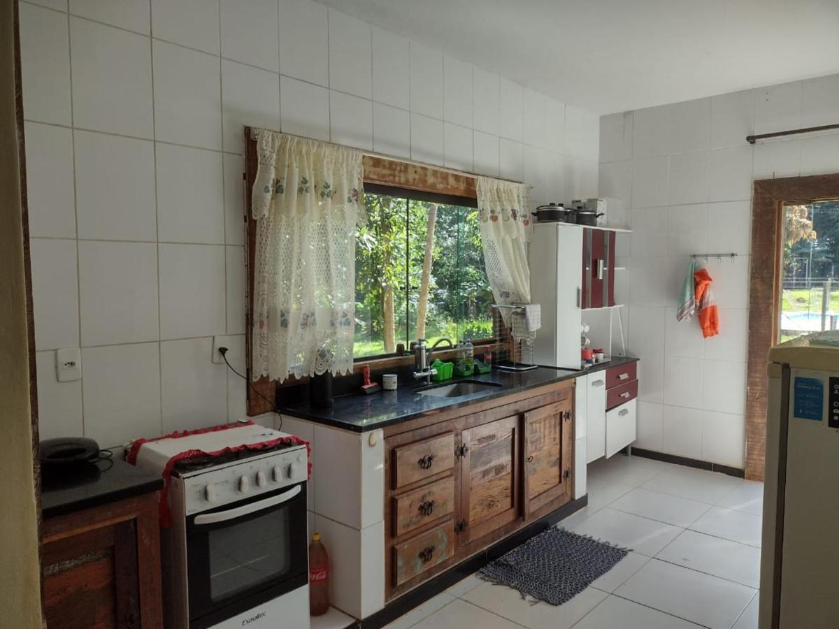 Villa Sitio Da Tia Lucia Perto Da Montanha Brumadinho Esterno foto