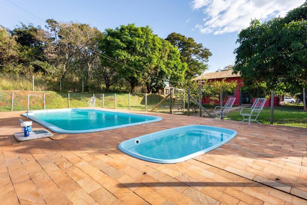 Villa Sitio Da Tia Lucia Perto Da Montanha Brumadinho Esterno foto
