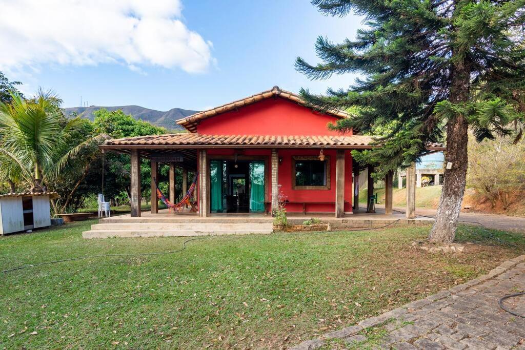 Villa Sitio Da Tia Lucia Perto Da Montanha Brumadinho Esterno foto