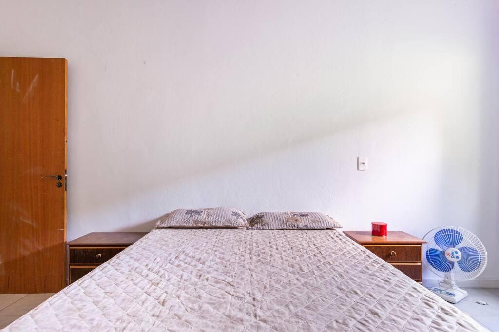 Villa Sitio Da Tia Lucia Perto Da Montanha Brumadinho Esterno foto